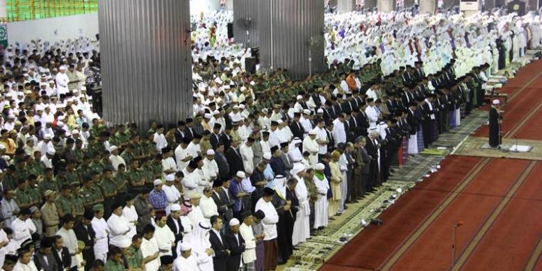 Khutbah Idul Fitri 1 Syawal 1438 Hijriah