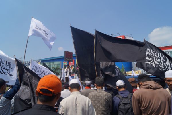 Bughot Bertopeng Kalimat Tauhid