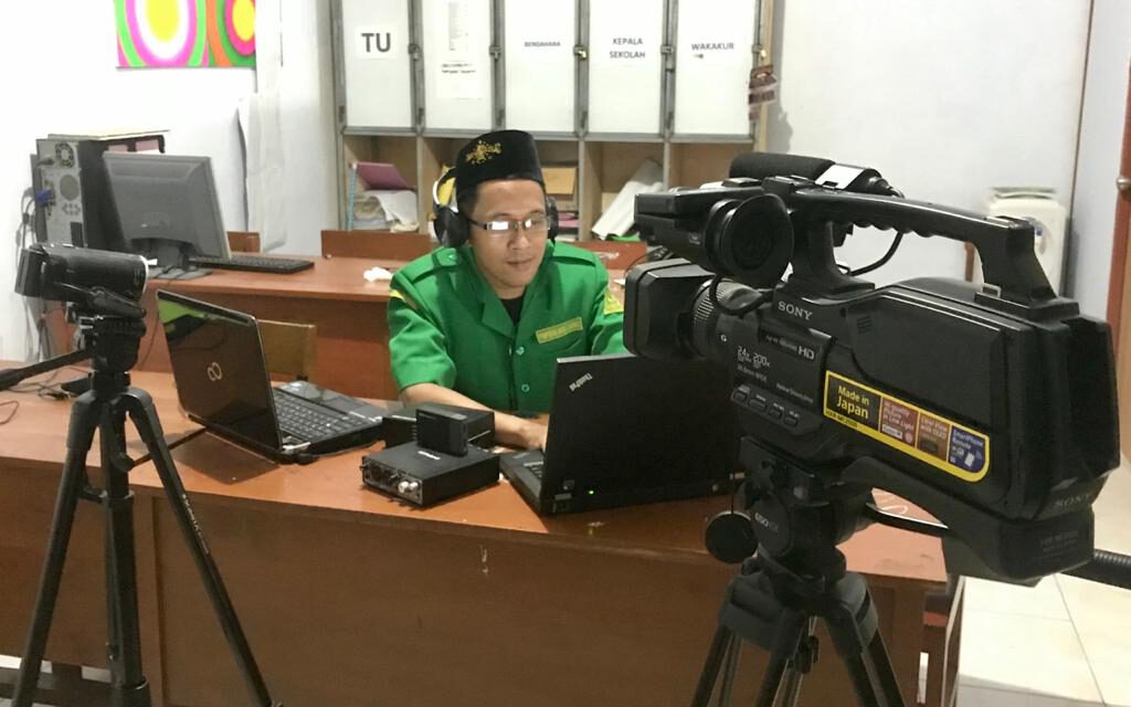 Upaya Maan Media Menghadirkan Ngaji Online Pesantren dengan Livestream Berkelas