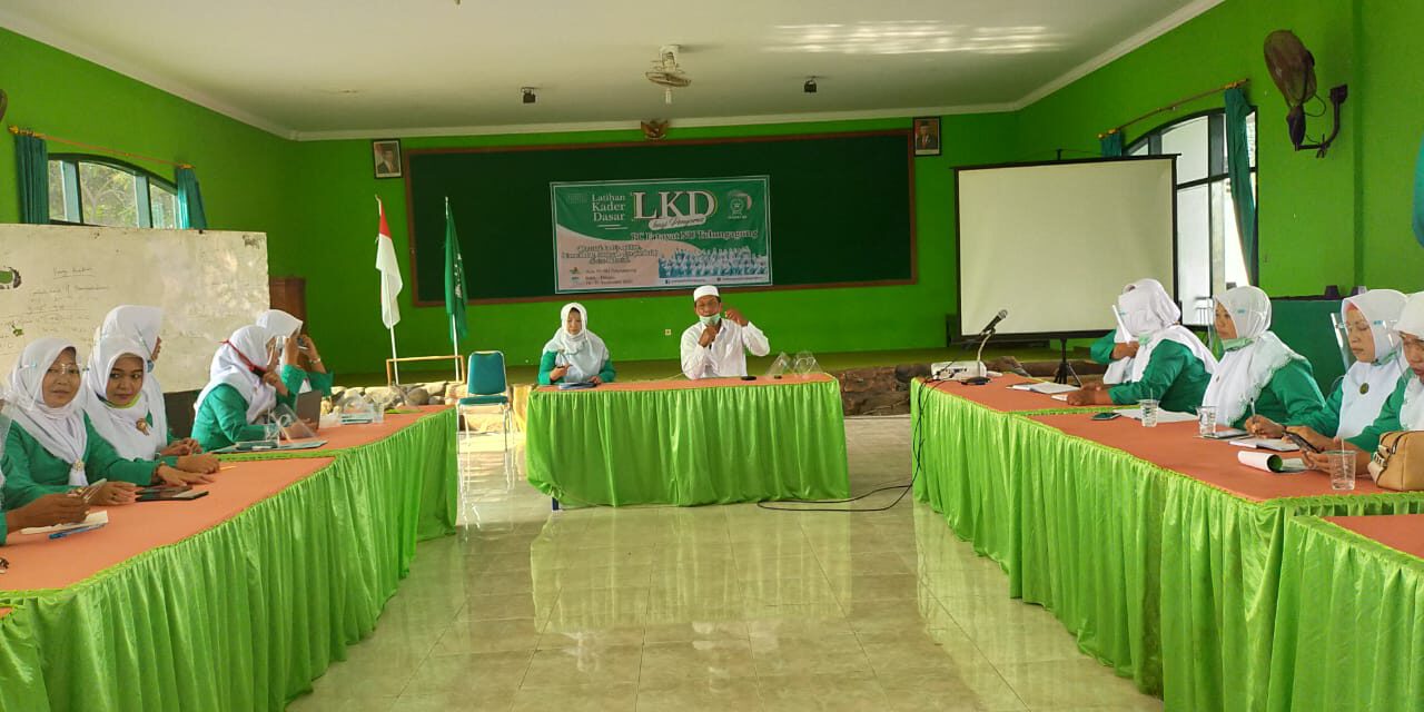 Cetak Calon Pemimpin Produktif, Fatayat NU Tulungagung Gelar ToT dan Latihan Kader Dasar