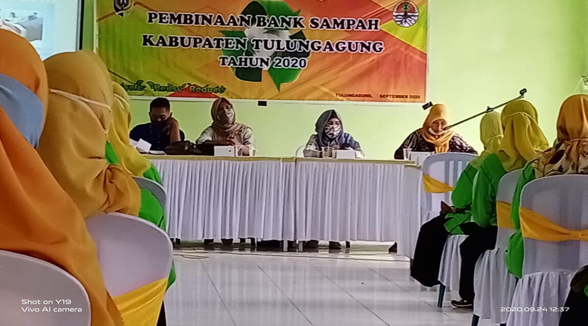 Berkomitmen Kurangi Sampah, PAC Gondang Selenggarakan Pembinaan Bank Sampah