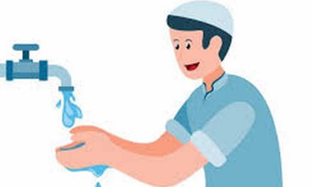 Penerapan Wudhu Berdasarkan Kitab Hadits Shahih Bukhari Karya Imam Al-Bukhari Bab Wudhu