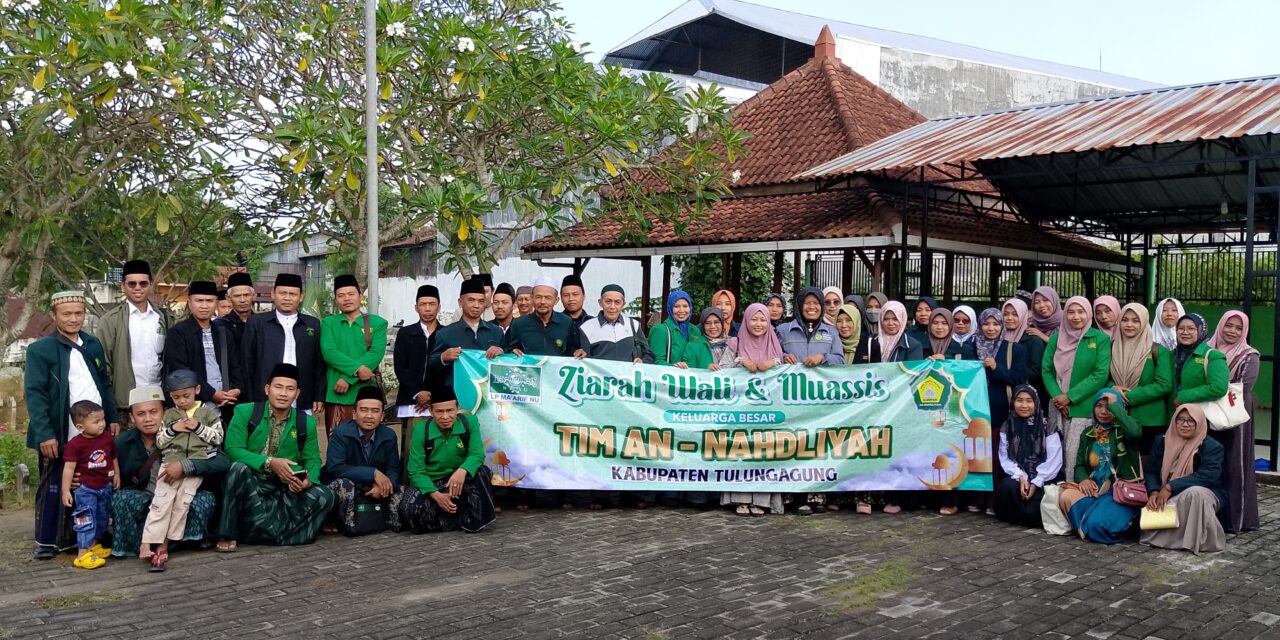 Mengawali Kepengurusan Baru, PC LP Ma’arif NU Tulungagung Adakan “Ziarah Sambung Sanad”