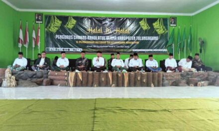 Halal bi Halal Nuansa Launching